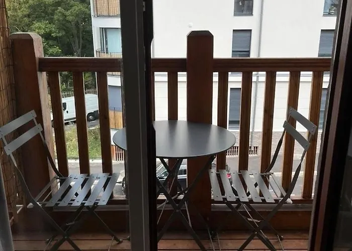 Confortable Studio, Jolie Terrasse A 350 M De Paris Daire *