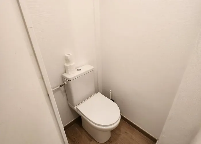 شقة Confortable Studio, Jolie Terrasse A 350 M De Paris جنتيلي